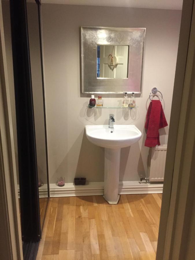Wilmslow Airbnb Eksteriør billede